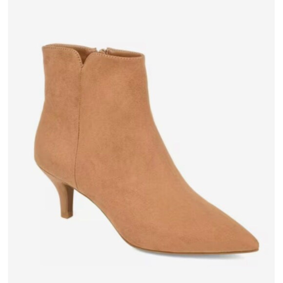 NEW Journee Collection Isobel Women's Size 8.5 Tan Faux Suede Ankle Boots - Picture 2 of 9